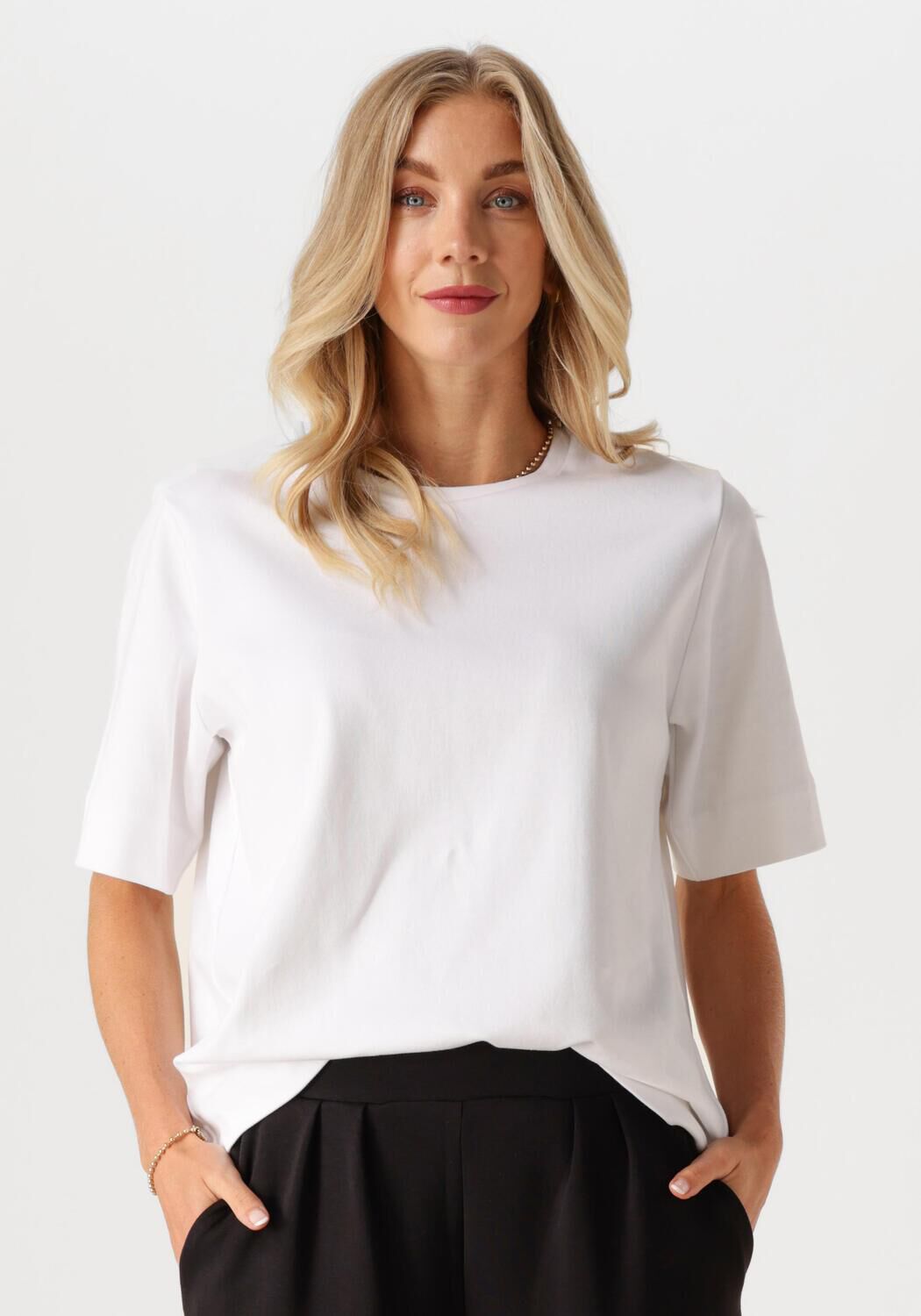 INWEAR Dames Tops & T-shirts Lukeiw Base Boxy Wit