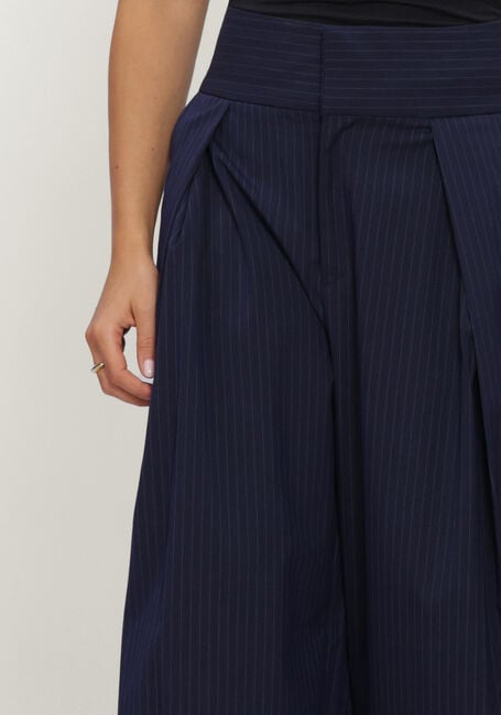 Donkerblauwe HAUTE L'AMITI&Eacute; Broeken NAVY PIN PLEAT TALL PANT - large