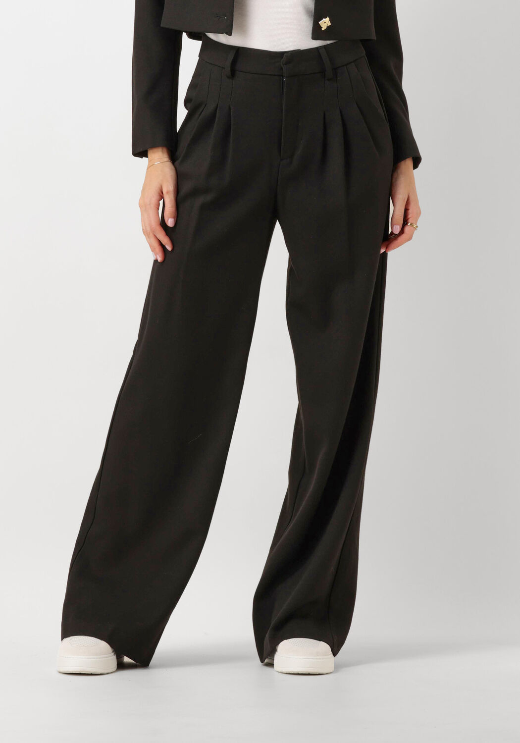 Notre-v Elegante Zwarte Pantalon voor Vrouwen Black Dames