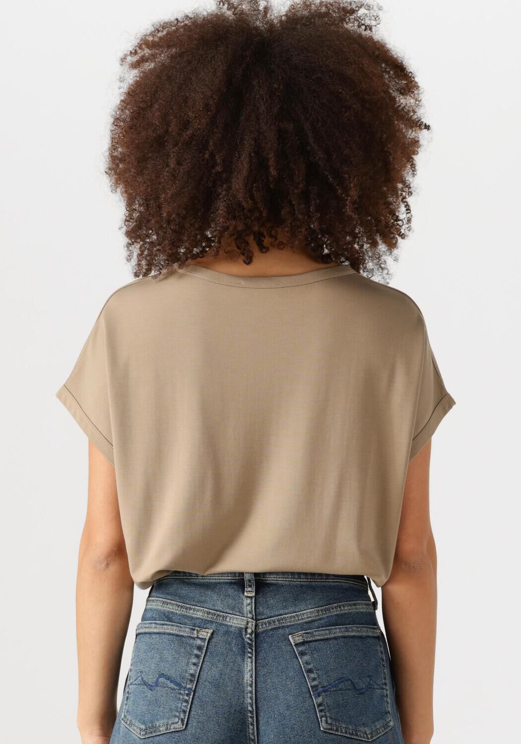 KNIT-TED Dames Tops & T-shirts Emma Beige