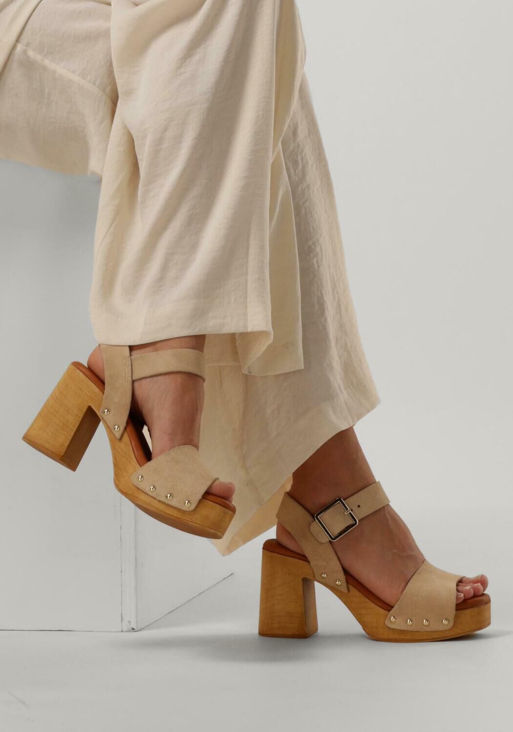 Omoda red rag sandalen on sale
