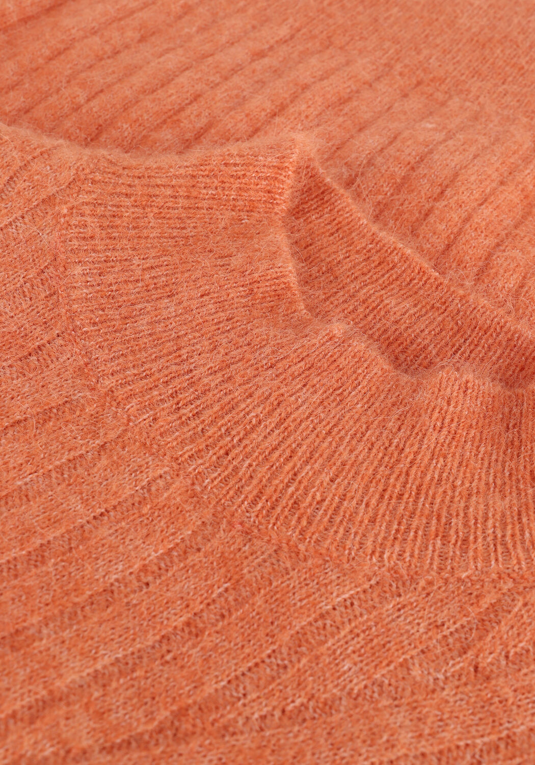 Oranje MINUS Trui DITA KNIT TEE - large