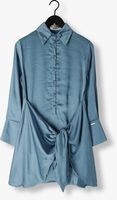 Blauwe COLOURFUL REBEL Mini jurk METTE SATIN WRAP DRESS
