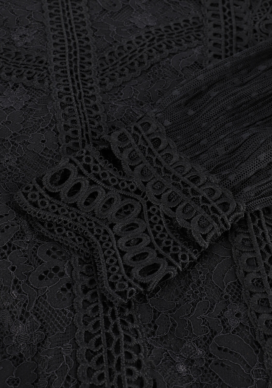 Zwarte Y.A.S. Blouses YASSOPHIRA LS TOP - large