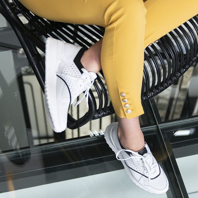 Witte NOTRE-V Lage sneakers AG281 Witte NOTRE-V Lage sneakers AG281 - large