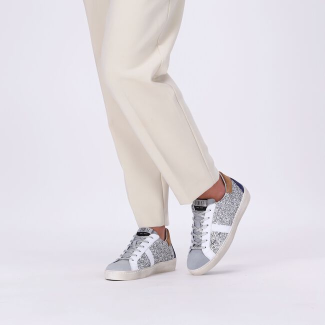 Zilveren TORAL Lage sneakers 12638 Zilveren TORAL Lage sneakers 12638 - large