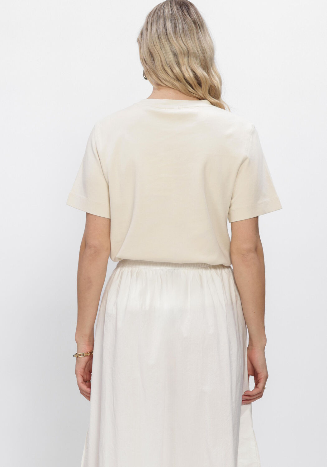 Gele ROUGE EDIT Tops & T-shirts ROUSARAS S/S O-NECK TEE/PF - large