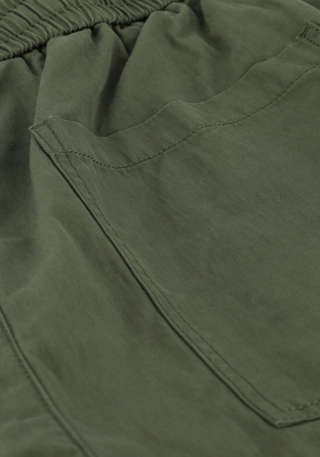 Groene MINIMUM Korte broek JENNUS - large