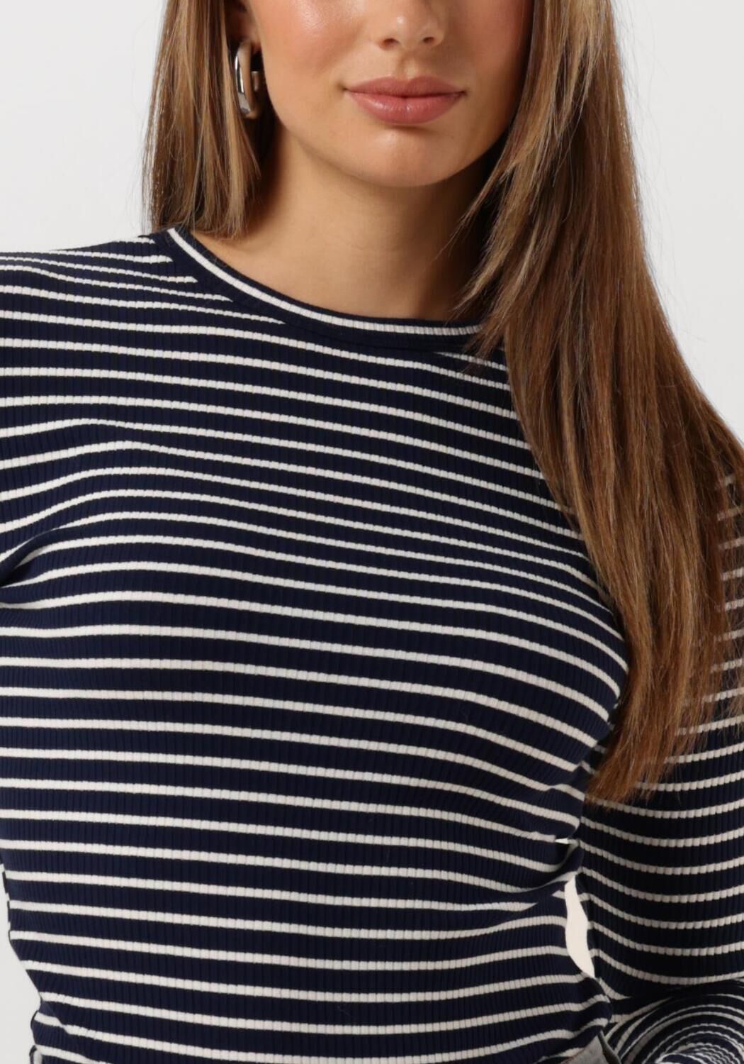 NOTRE-V Dames Tops & T-shirts Nv-eelke Round Neck Donkerblauw
