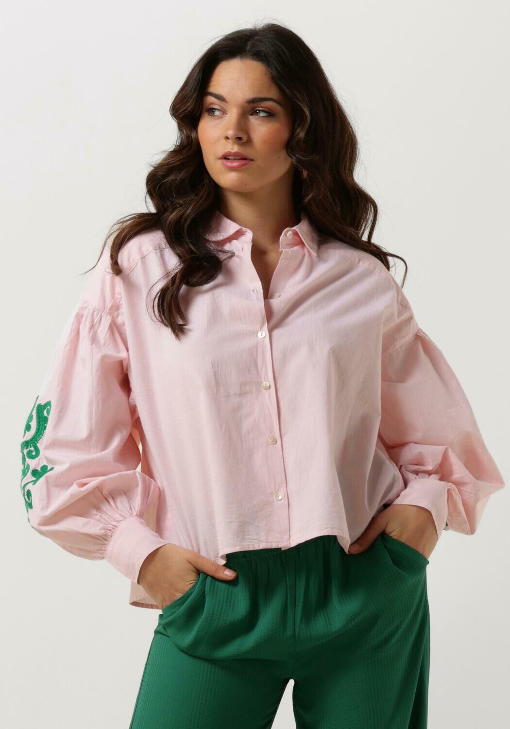 roze by bar blouse sarah short chambray blouse