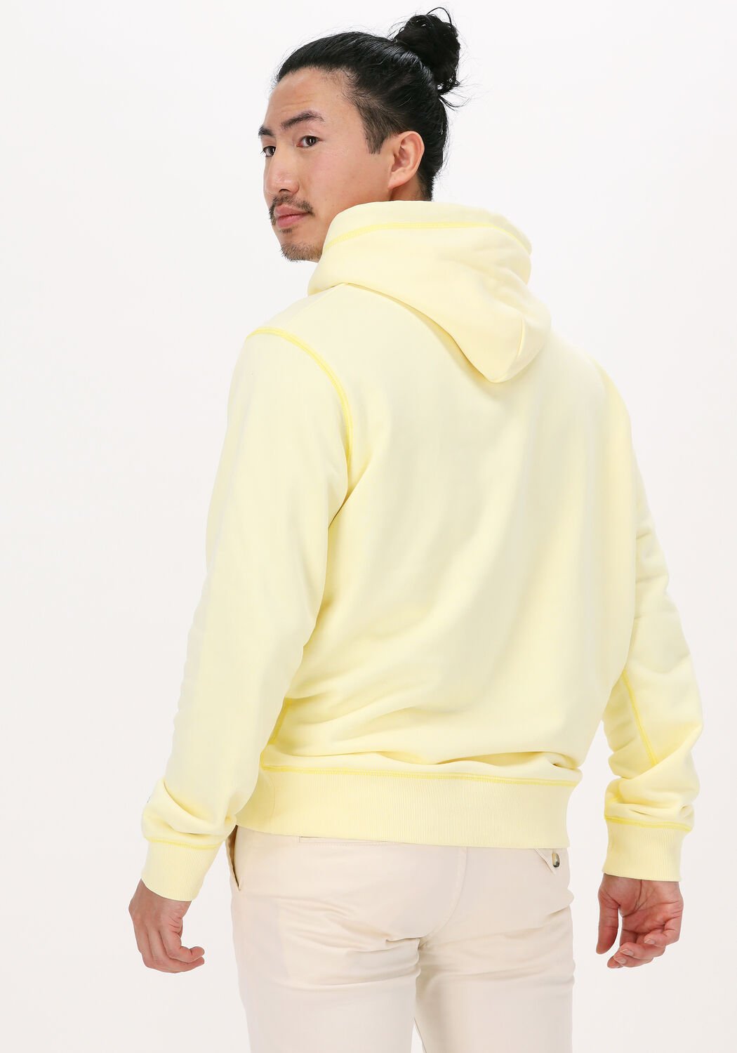 gele scotch soda sweater seasonal logo artwork hoodie