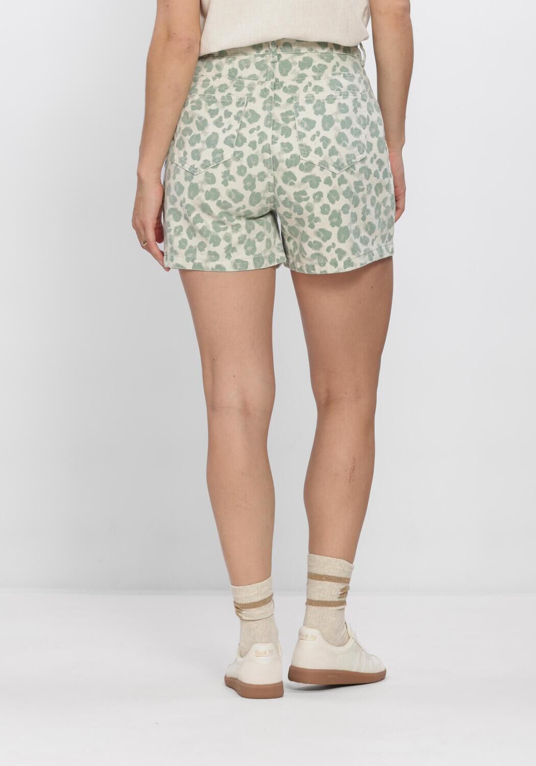 Ecru BY-BAR Korte broek JUNE GREEN CHEETAH SHORT - large