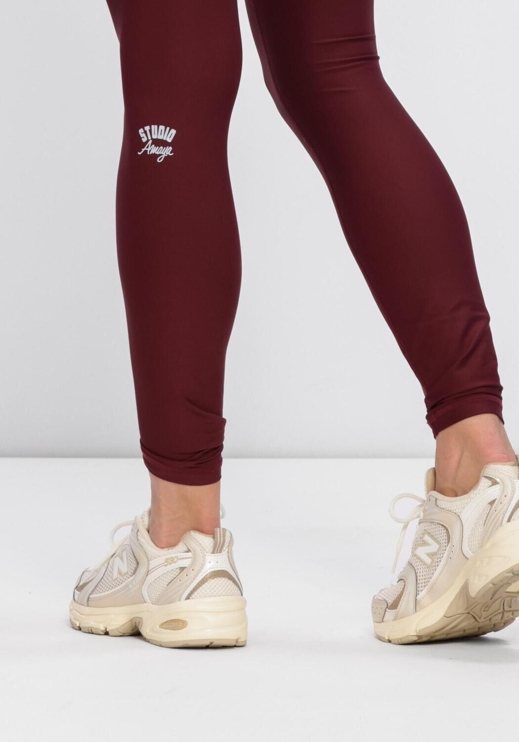 Bordeaux STUDIO AMAYA Sportleggings CORE LEGGING - BORDEAUX - large