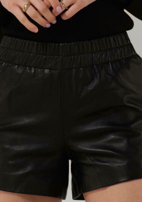 Zwarte EST'SEVEN Broeken EST'LEATHER SHORT COURT - large