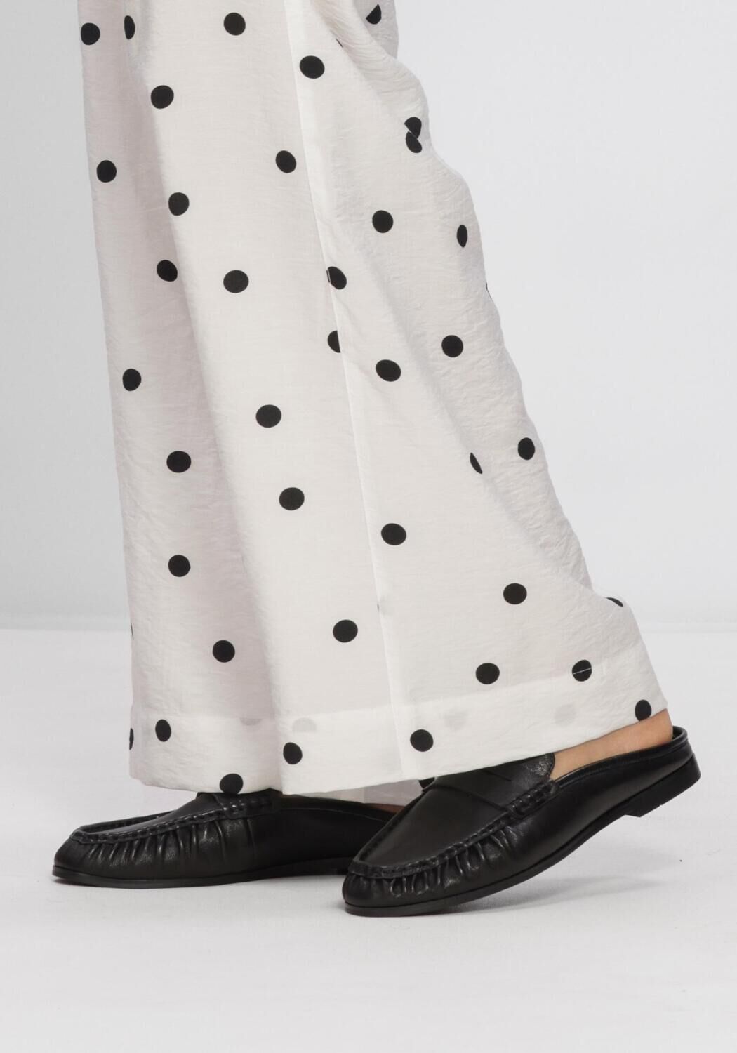 Zwarte NOTRE-V Loafers D25118 3639EL - large