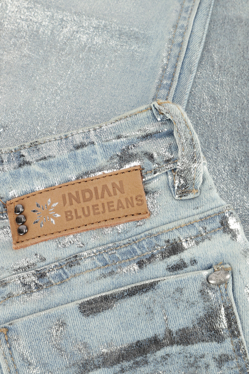 INDIAN BLUE JEANS Meisjes Jeans Sue Straight Fit Zilver