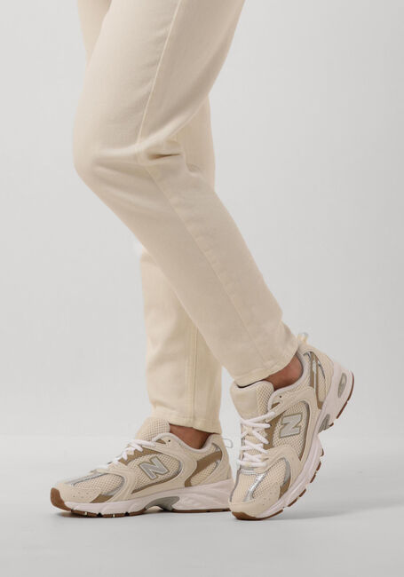 Beige NEW BALANCE Lage sneakers MR530 D Beige NEW BALANCE Lage sneakers MR530 D - large
