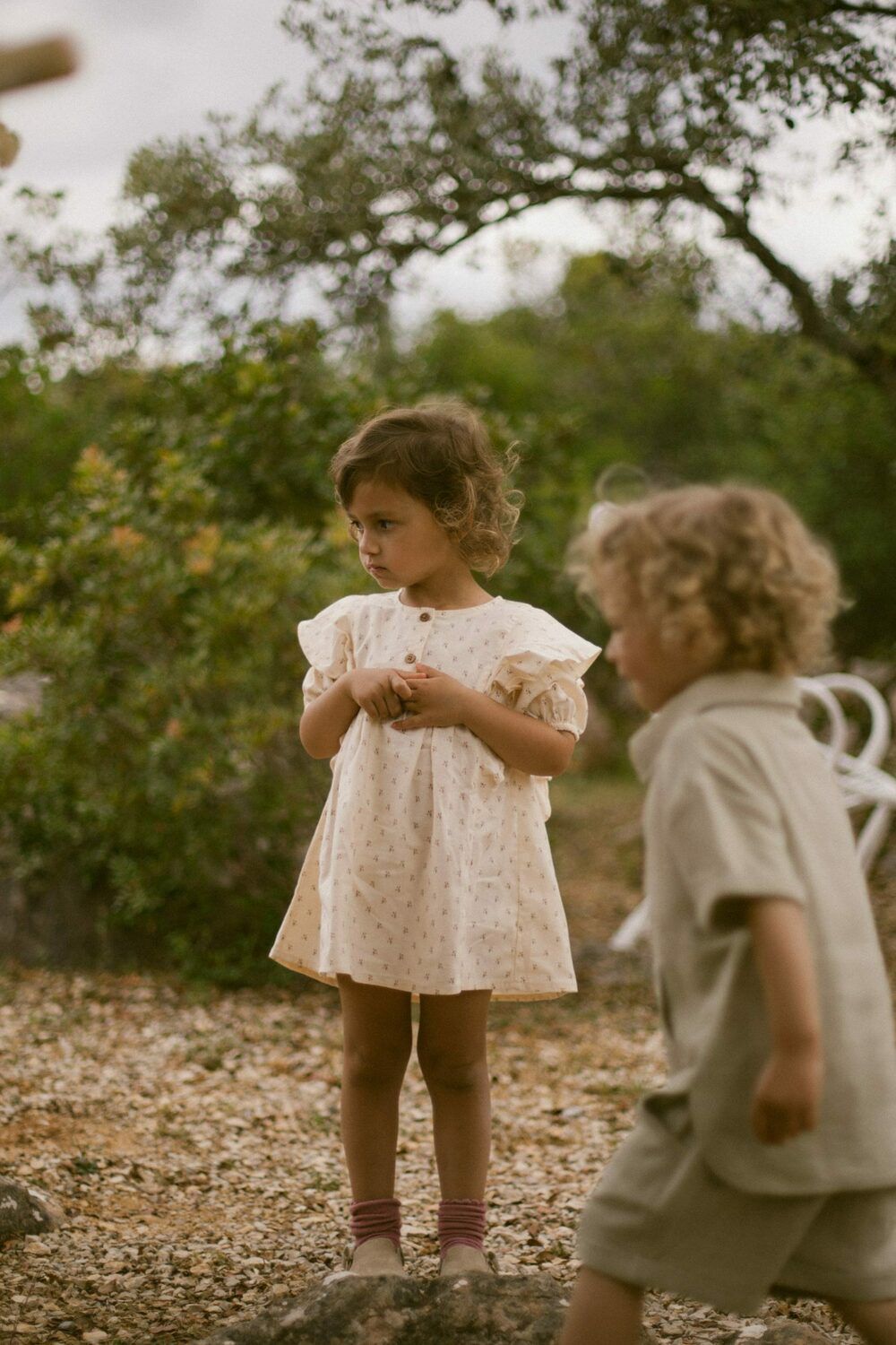 Olijf LIL' ATELIER Korte broek NMMDOLIE FIN LOOSE SHORTS - large