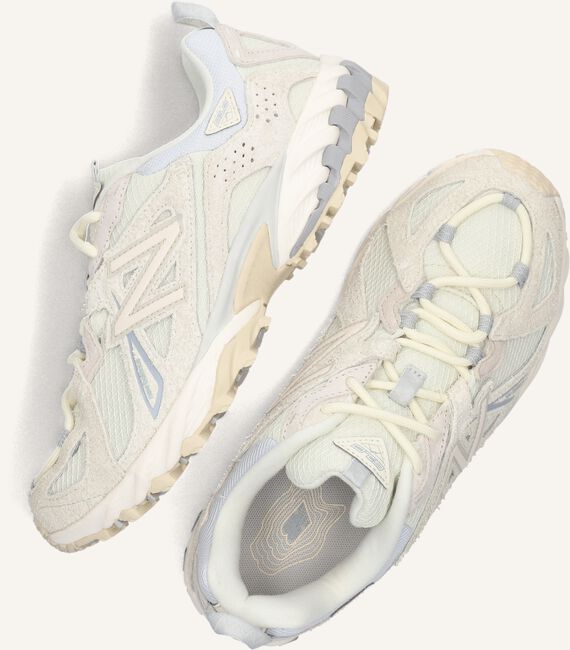 Witte NEW BALANCE Lage sneakers ML610 D Witte NEW BALANCE Lage sneakers ML610 D - large