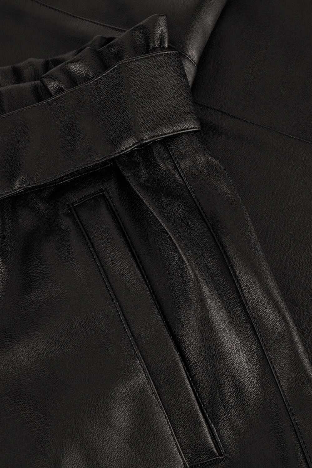 Zwarte MINUS Pantalon JAYDA PU PANT - large