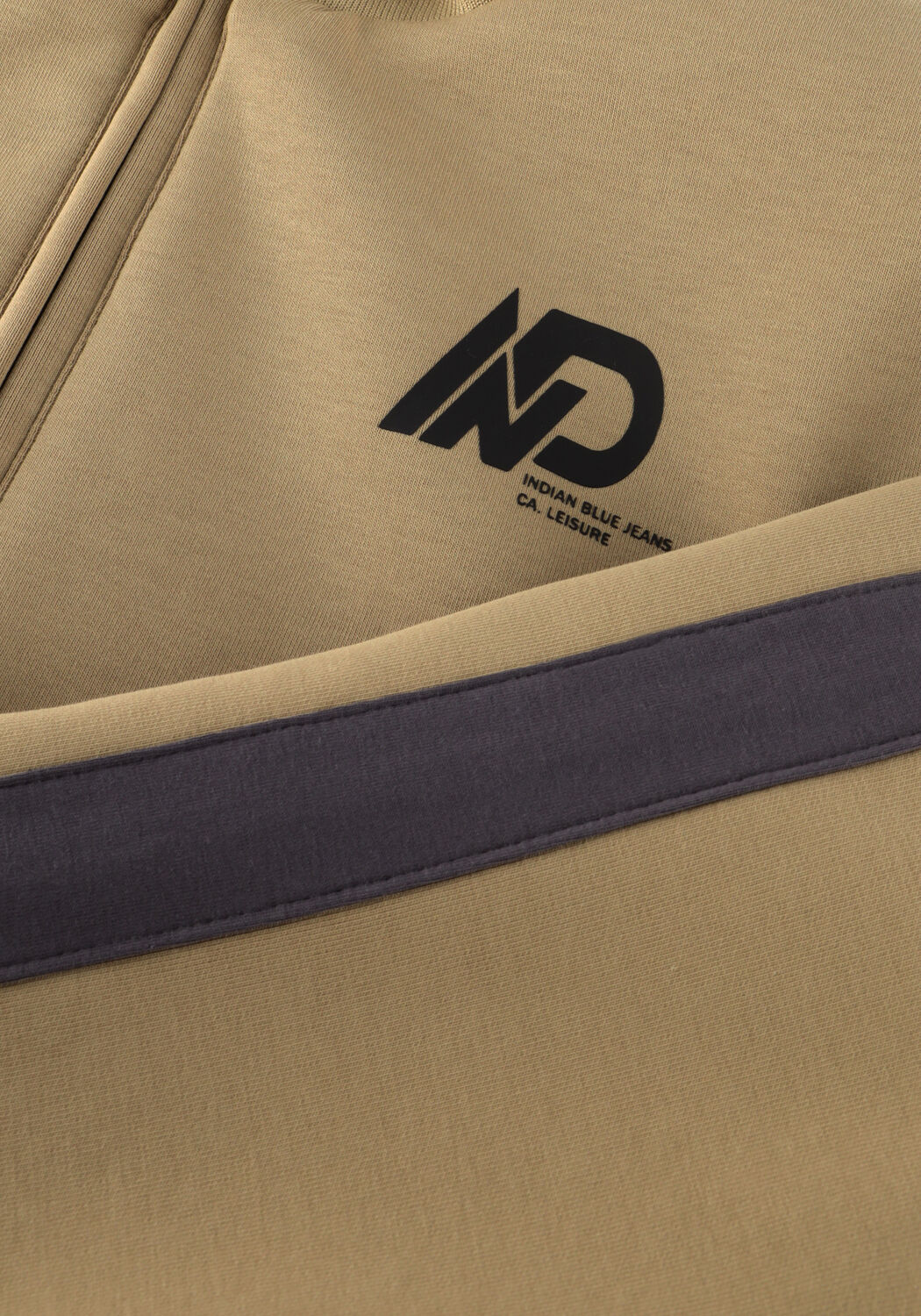 Camel INDIAN BLUE JEANS Jack ZIPPER JACKET CHEST ARTWORK - large