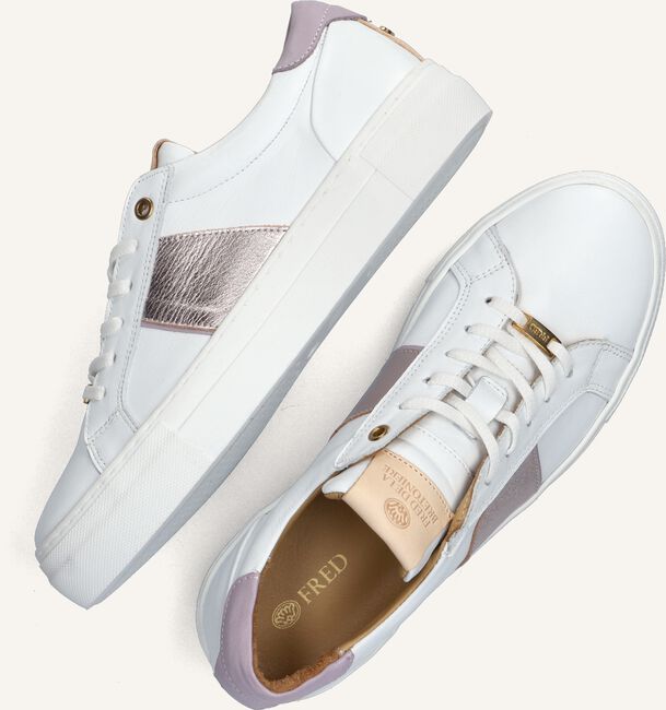Witte FRED DE LA BRETONIERE Lage sneakers 101010384 Witte FRED DE LA BRETONIERE Lage sneakers 101010384 - large