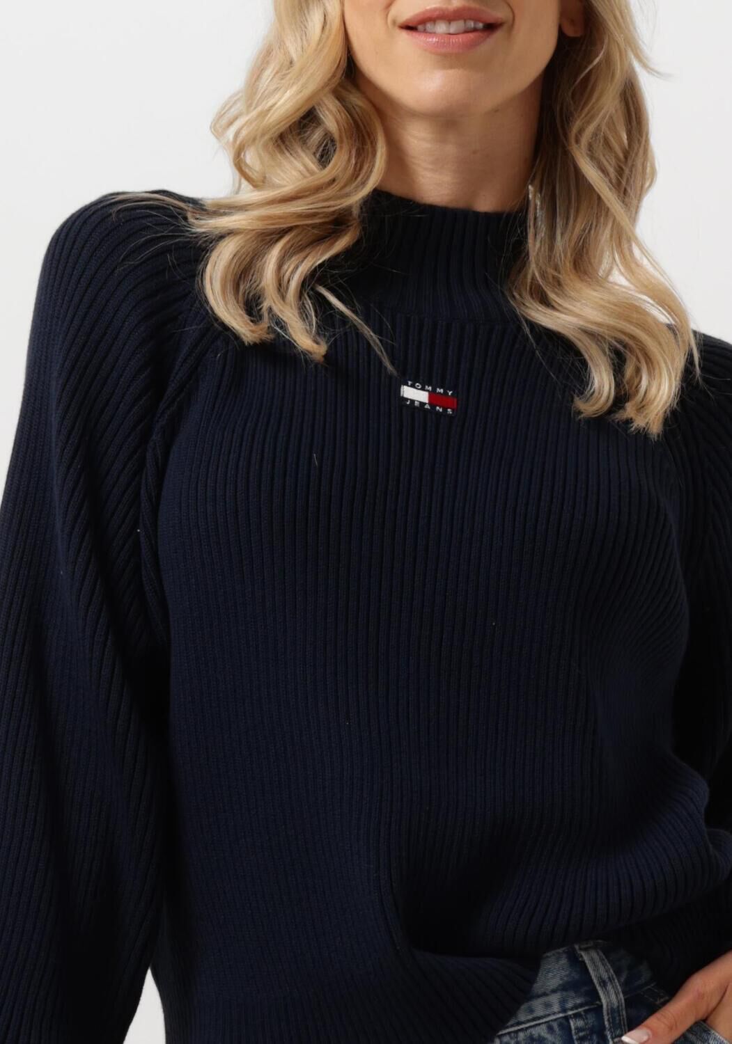 TOMMY JEANS Dames Truien & Vesten Tjw Badge Mockneck Sweater Blauw