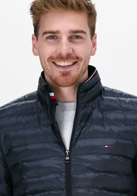 Blauwe TOMMY HILFIGER Gewatteerde jas CORE PACKABLE CIRCULAR JACKET - large