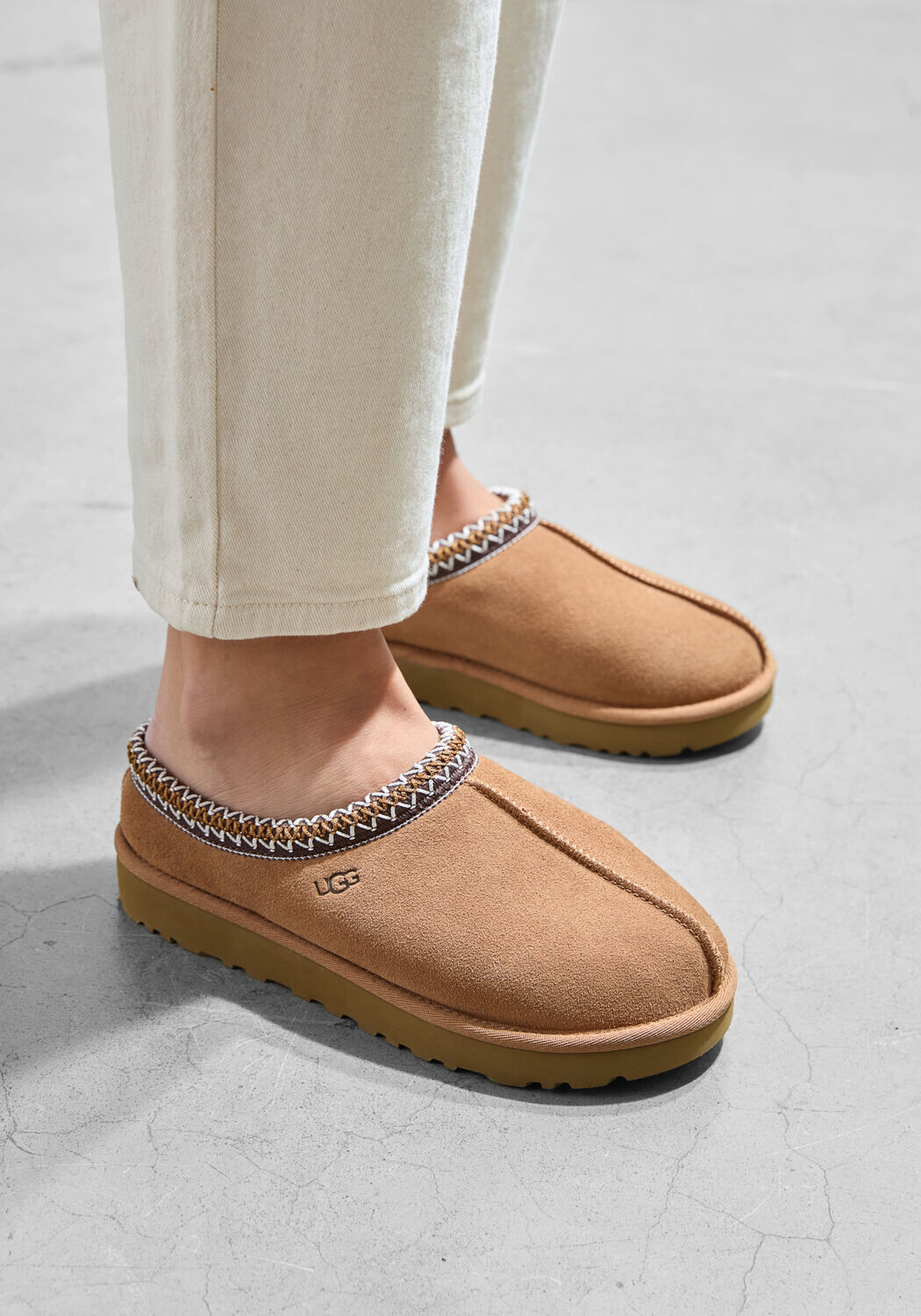 Cognac UGG Instappers M TASMAN - large