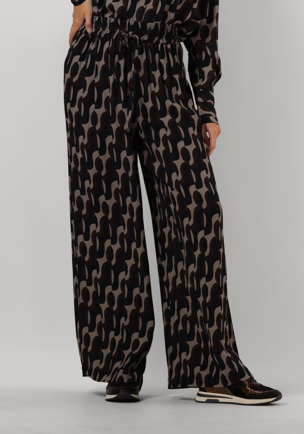 Notre-v Wijde Pijp Zwarte Broek Black Dames