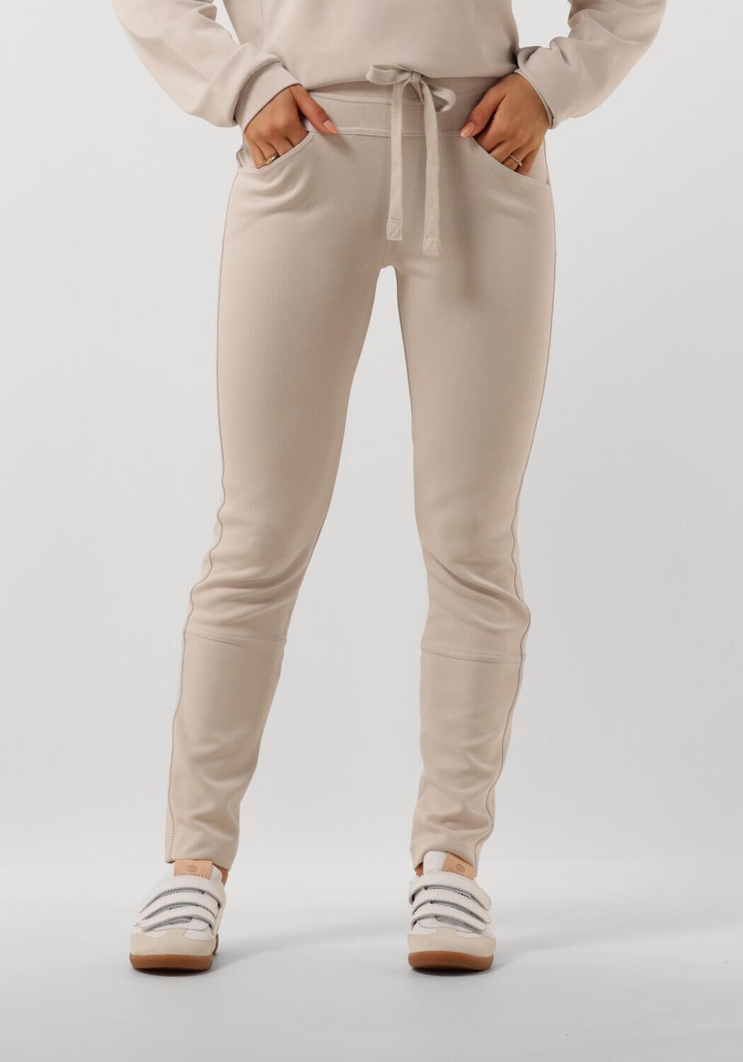 beige moscow joggingbroek 66 02 stranger