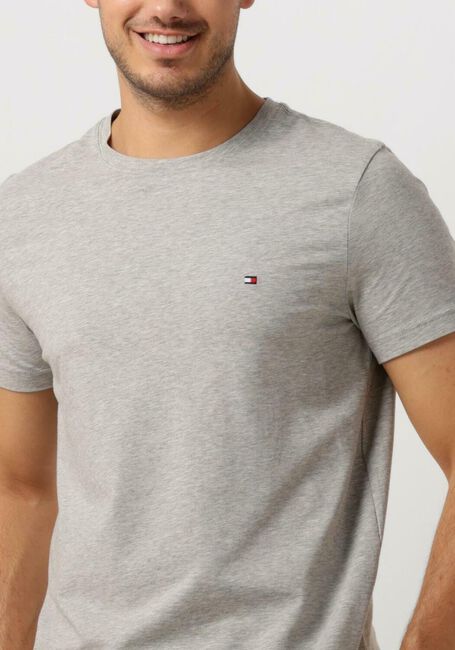 Grijze TOMMY HILFIGER T-shirt CORE STRETCH SLIM C-NECK - large