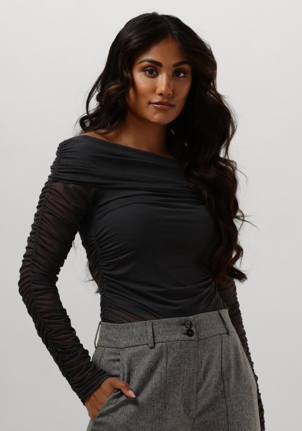 GESTUZ Dames Tops & T-shirts Messigz Offshoulder Grijs