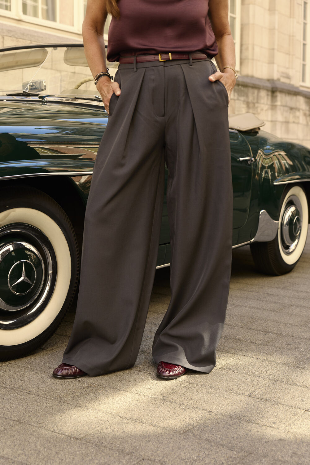 Zwarte OMODA ATELIER Wijde broek OM-ROBIN X QUINTY - large