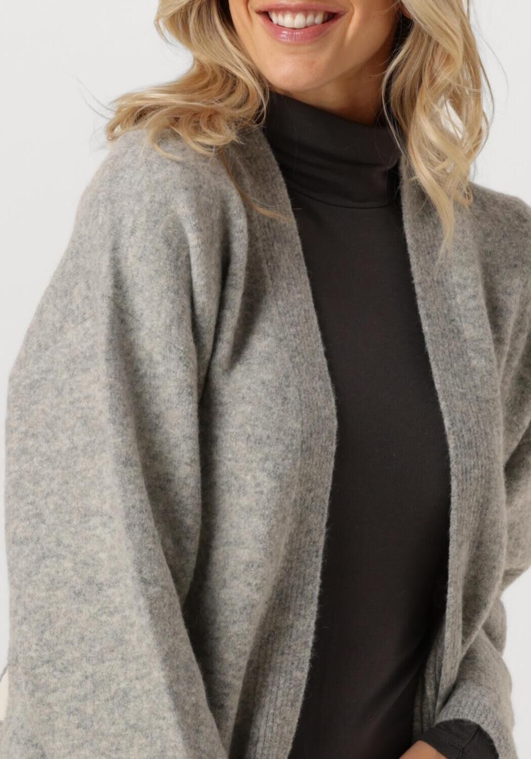 KNIT-TED Dames Truien & Vesten Ulla Grijs