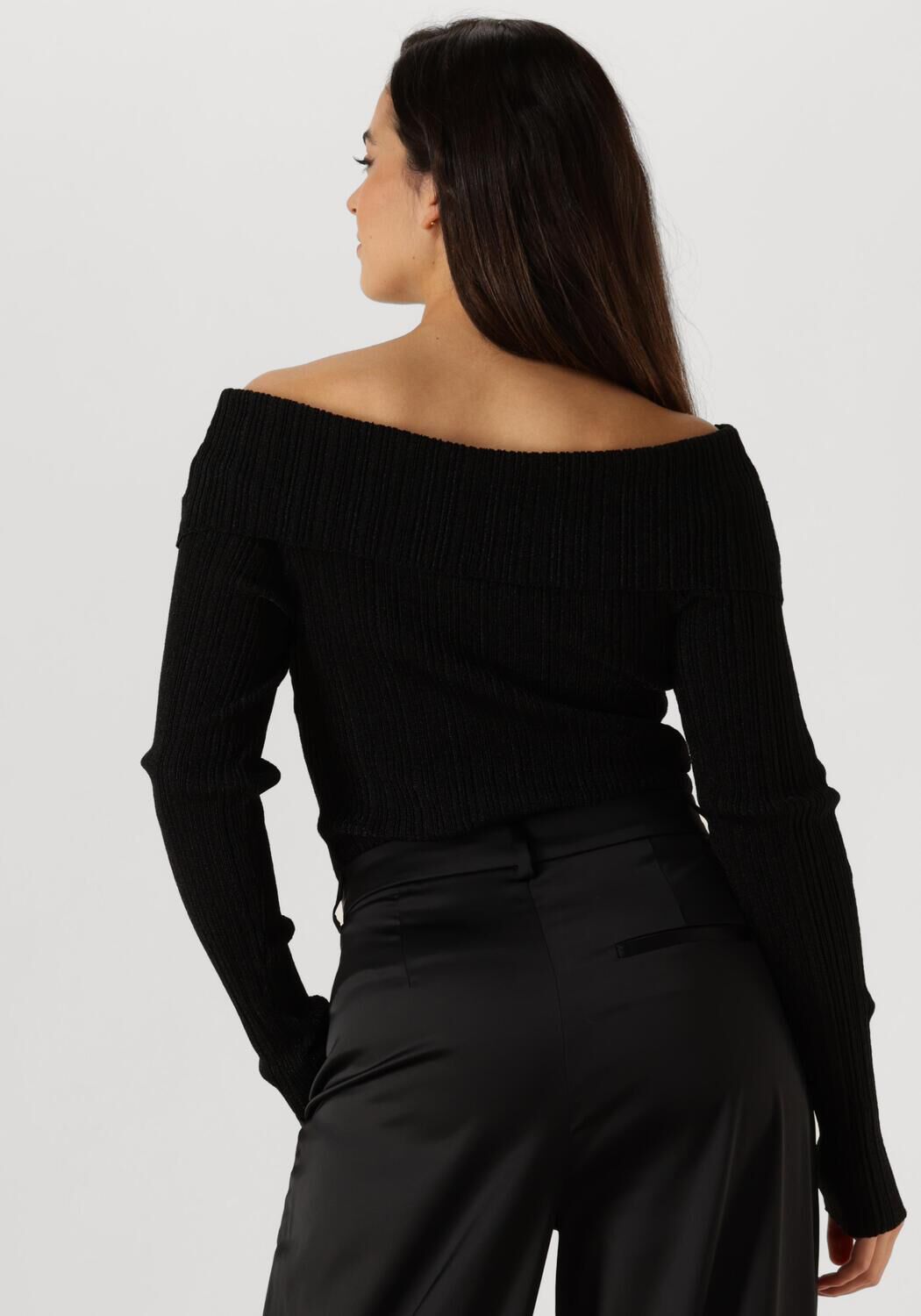 GESTUZ Dames Tops & T-shirts Silvigz Rib Ls Off Shoulder Zwart
