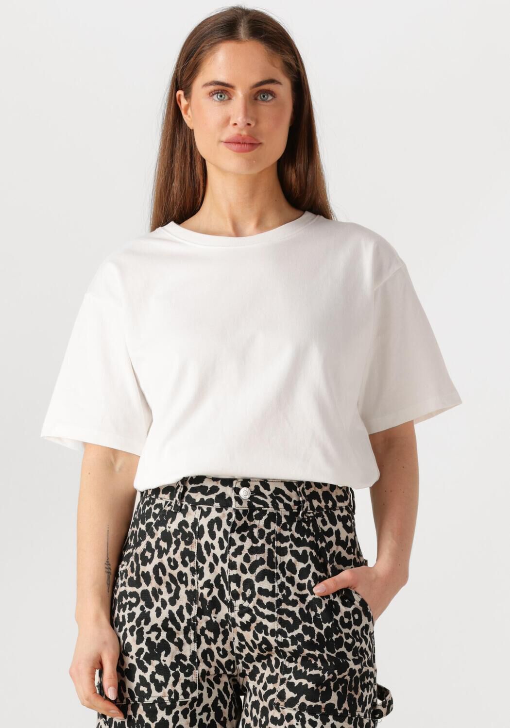 WITHBLACK Dames Tops & T-shirts Wblwilma Ss Tee Wit