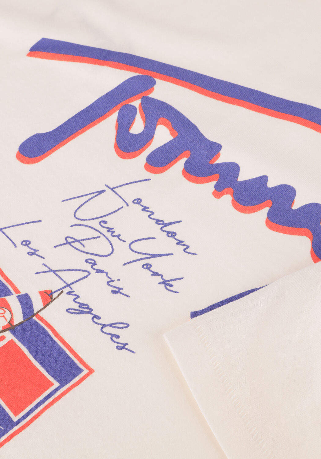 Witte TOMMY JEANS T-shirt TJM RLX FADED GRAPHIC TEE EXT - large