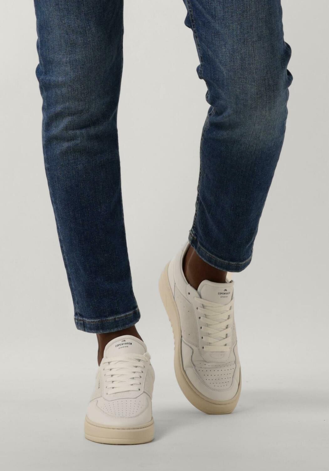 Witte COPENHAGEN STUDIOS Lage sneakers CPH1M Omoda