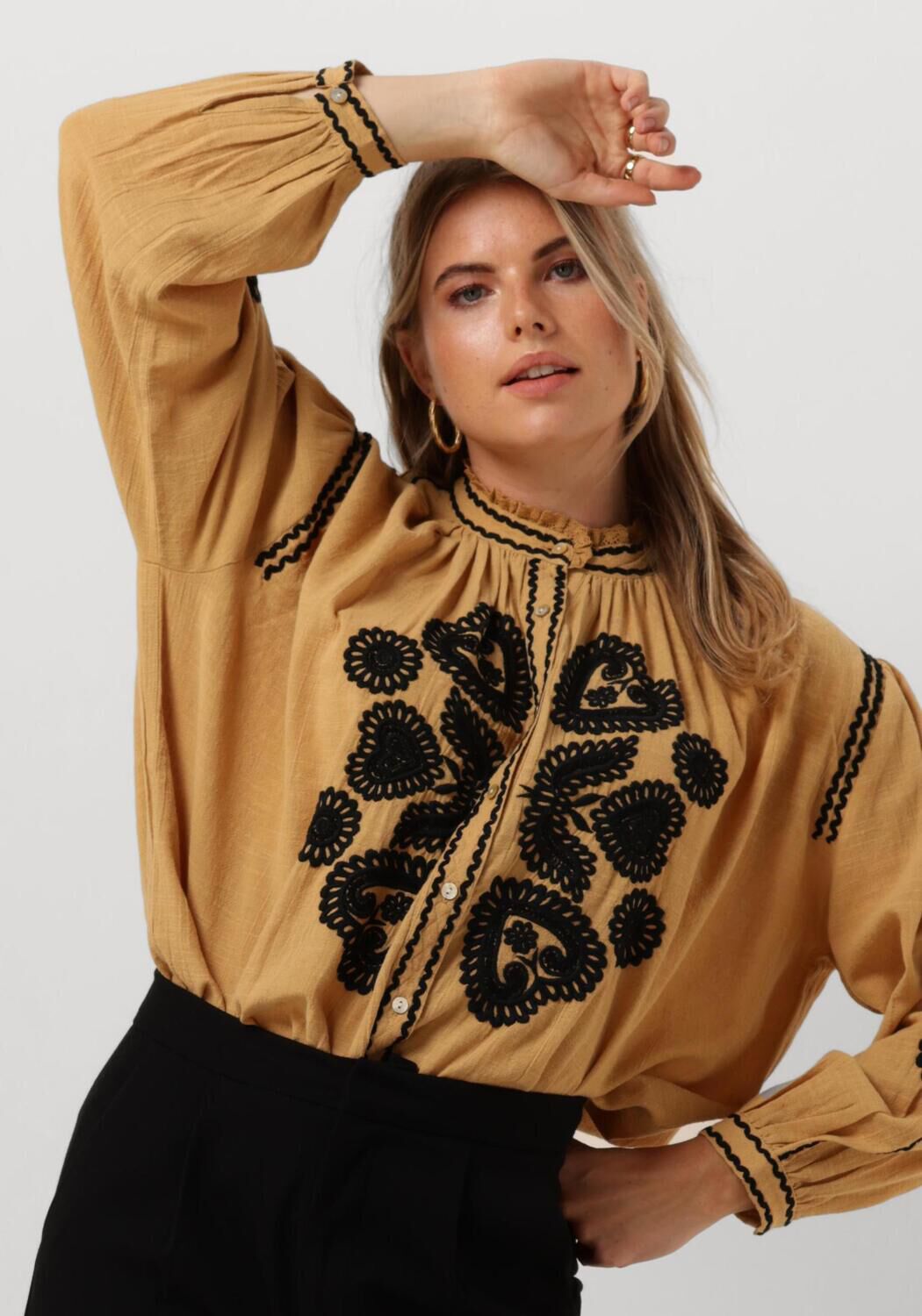 Antik batik Robby Blouse Stijlvol en Trendy Brown Dames