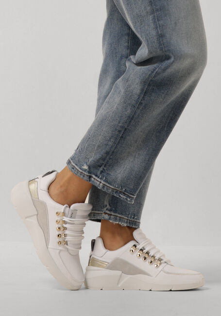 Witte NUBIKK Lage sneakers ROQUE ROMAN - large