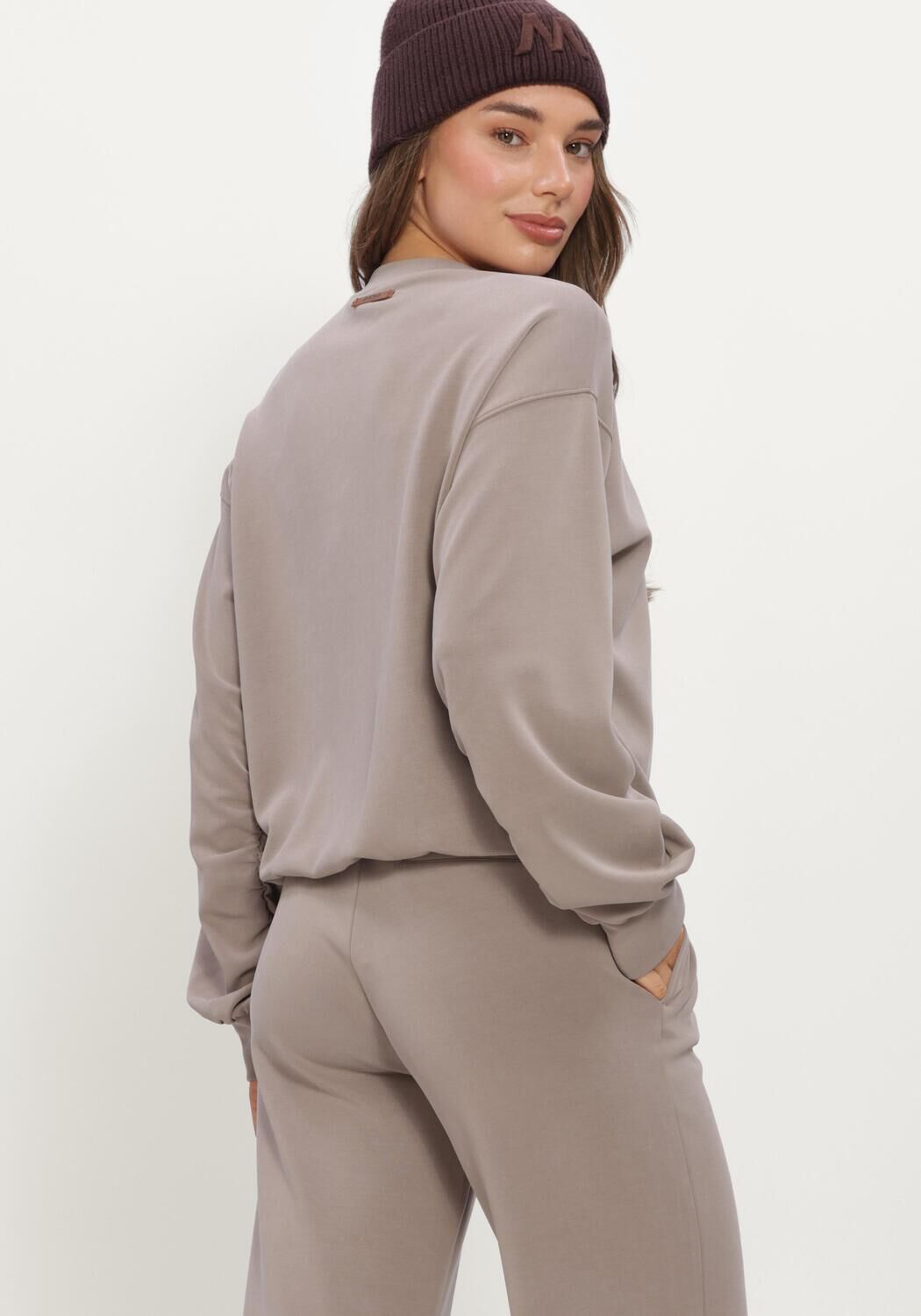 Taupe MOSCOW Sweater 66-04-VIOLETTA - large