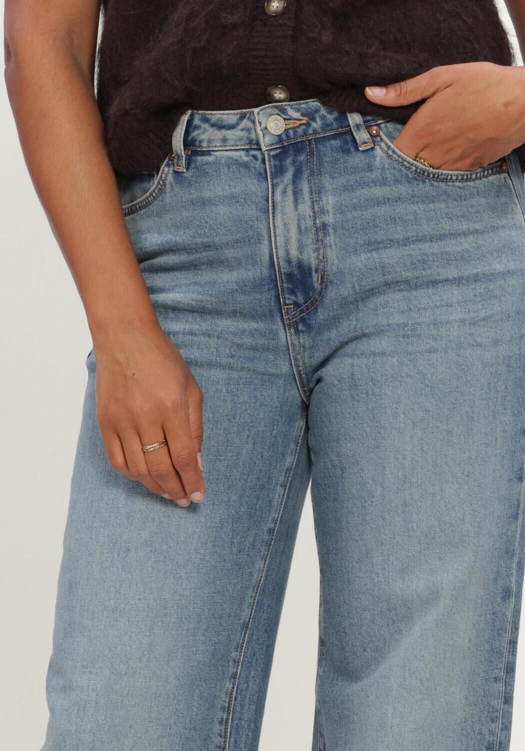 Lichtblauwe CIRCLE OF TRUST Wide jeans MADDY DNM - large