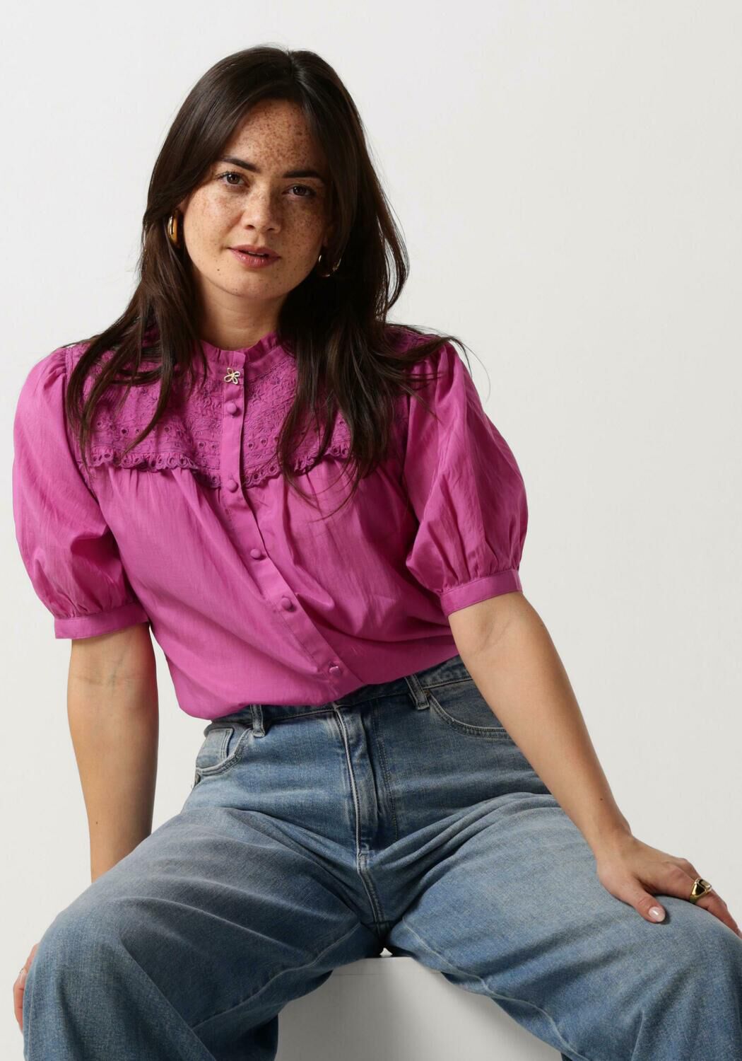 Fabienne Chapot Blouse met pofmouwen en ruchedetail Purple Dames