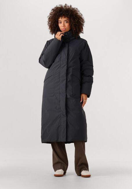 ELVINE NAILA - large