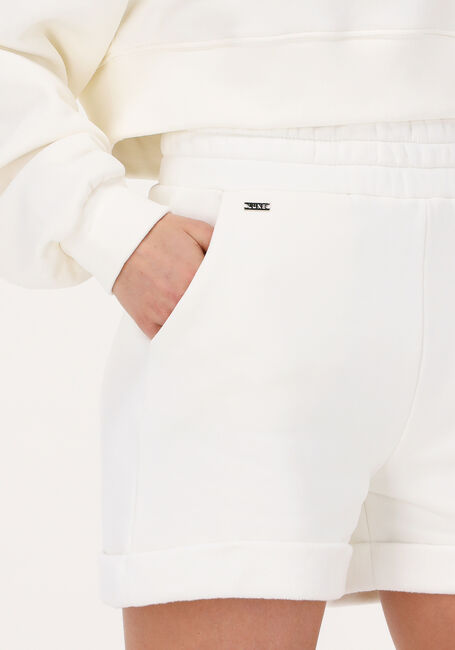 Witte LUNE ACTIVE Joggingbroek KATIE SHORT - large