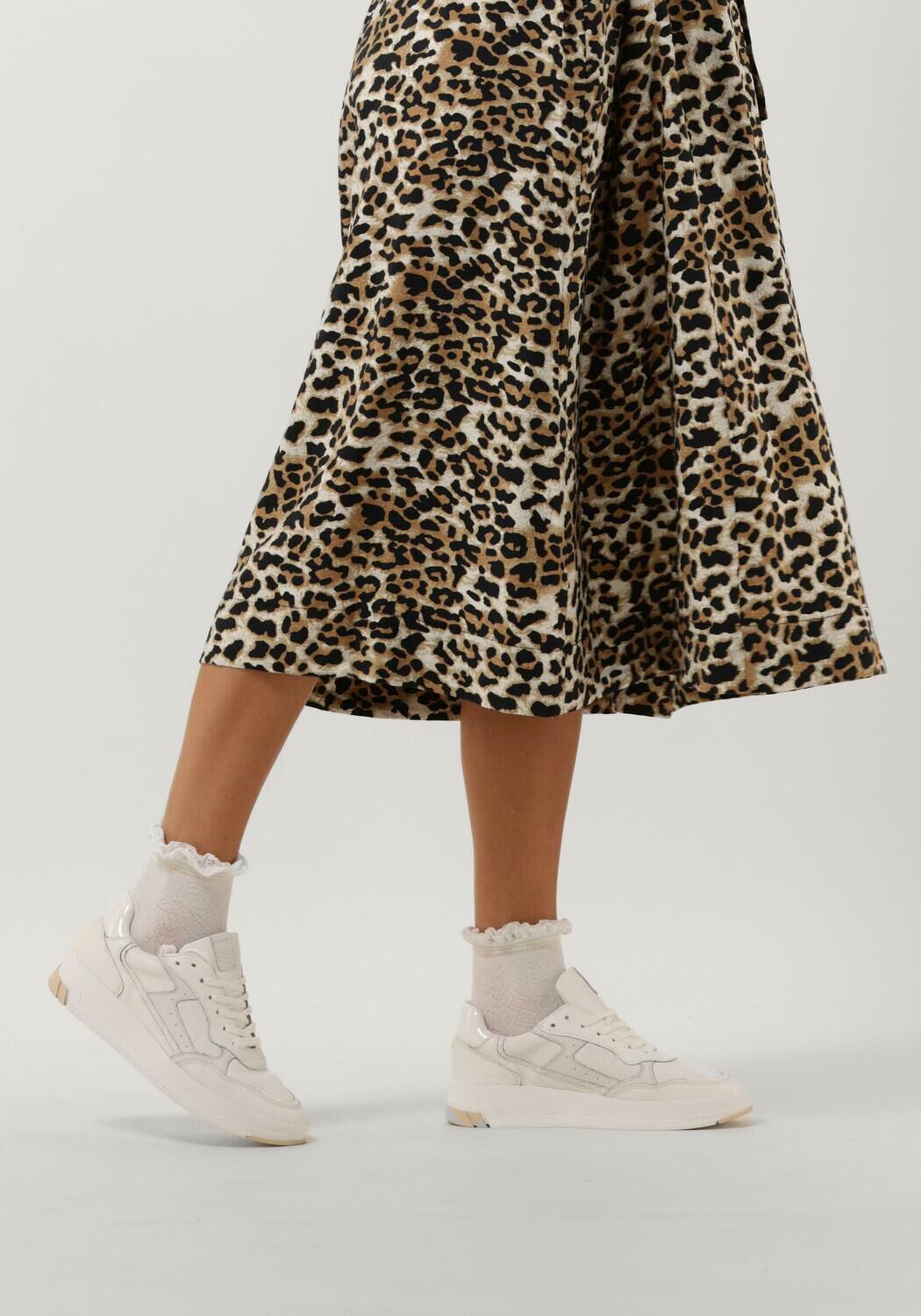 witte omoda lage sneakers buckley