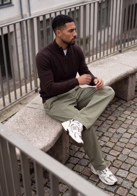 Bruine BUTCHER OF BLUE Trui CLIFDEN HALFZIP - large