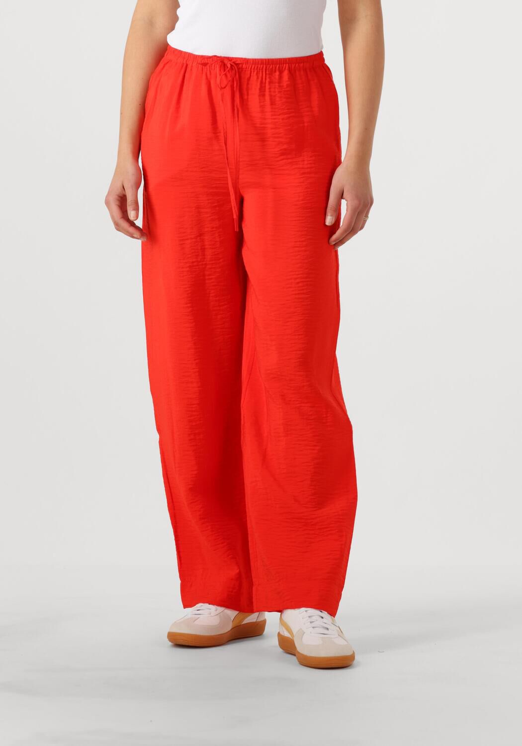 MSCH Copenhagen Straight leg stoffen broek in kreuklook model 'Henra Ladonna'