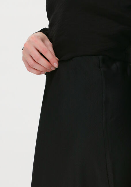 Zwarte NEO NOIR Maxirok BOVARY CREPE SATIN SKIRT - large